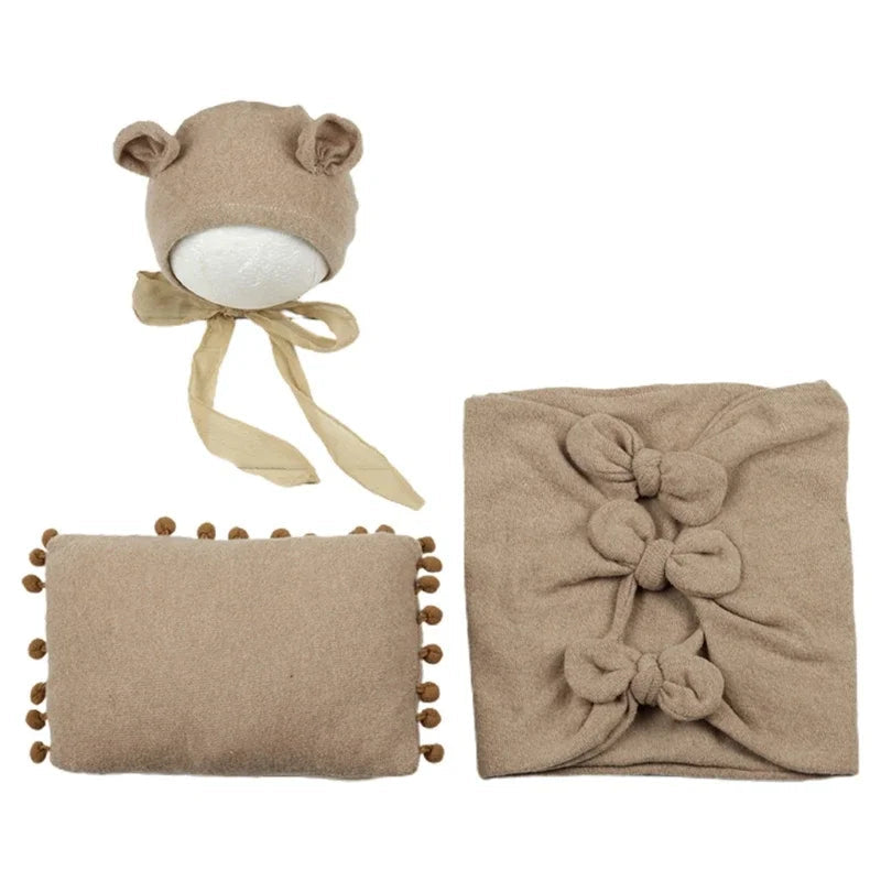 KMK - 3Piece Newborn Hat + Pillow + Wrap Set