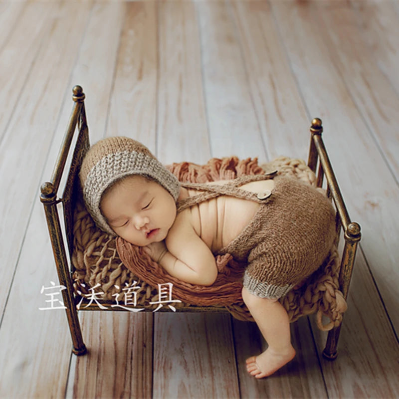 KMK - Newborn Classical Iron Crib Posing Bed