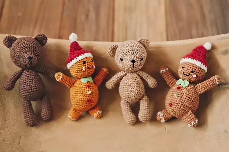 KMK - Xmas Knitted Bears