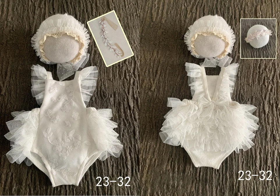 KMK Newborn 3-Piece Outfit Set in White Floral, including romper, bonnet, and wrap for professional baby photography.